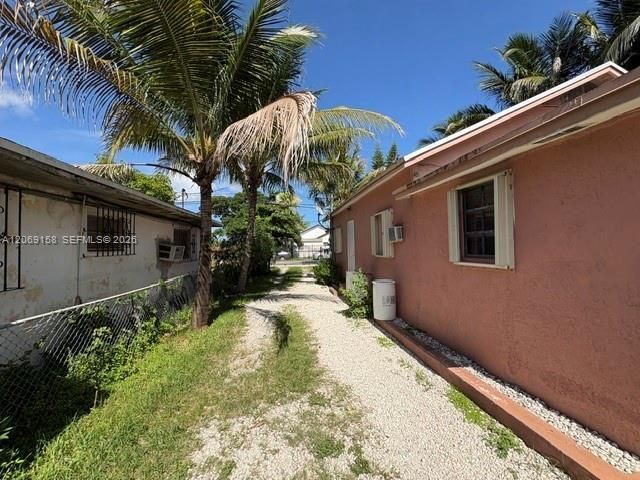 8044 NW 1st Pl, Miami, FL 33150 Photo