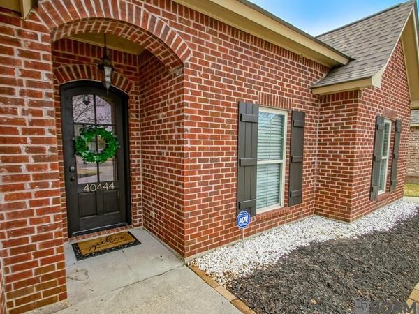40444 Thomas Ave, Prairieville, LA 70769