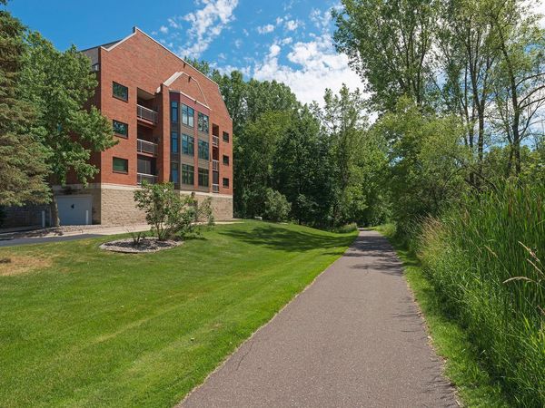 500 County Road B W, Unit 235, Roseville, MN 55113