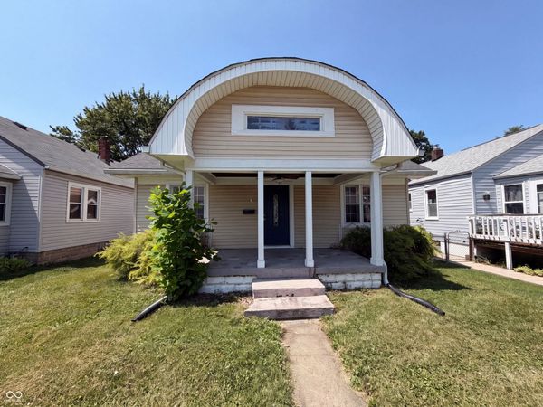 130 S 10th Avenue , Beech Grove, IN 46107