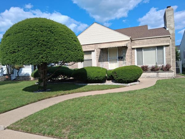 327 Taft Place , Gary, IN 46404