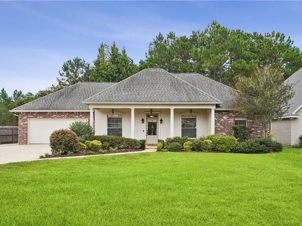 101 JOYCE Court , Covington, LA 70433