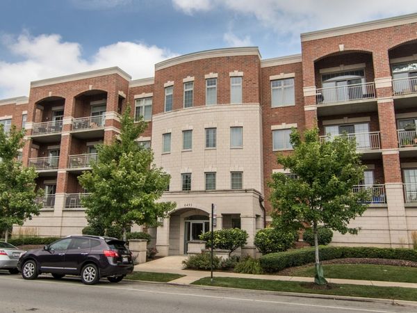 6493 N Northwest Highway , Unit 208, Chicago, IL 60631