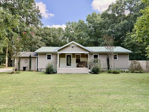 1398 Anthony Mill Rd , Tullahoma, TN 37388