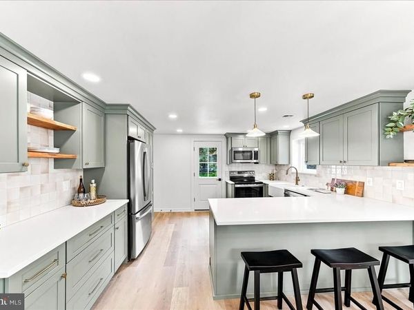 125 S SPROUL ROAD, BROOMALL, PA 19008