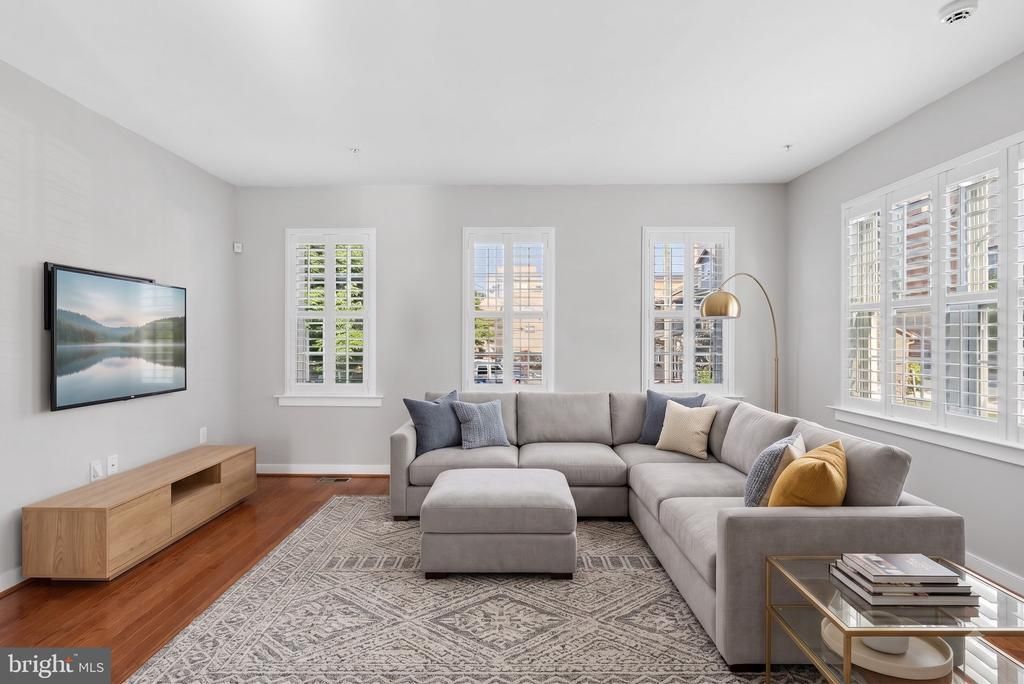 422 VIRGINIA AVENUE, TOWSON, MD 21286