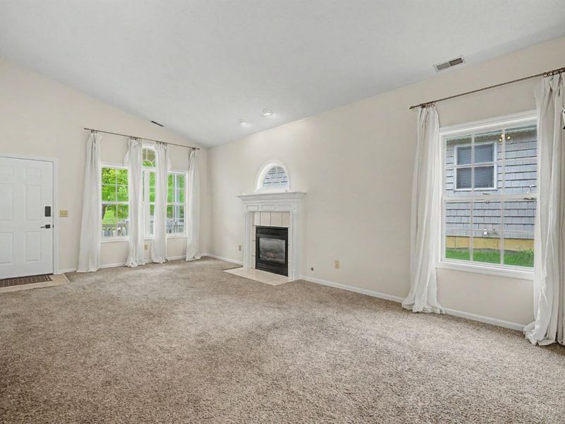 4911 Sir Gregory Way, Middletown, OH 45044 Photo 4