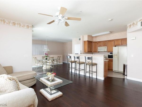 7185 S Durango Drive, Unit 201, Las Vegas, NV 89113