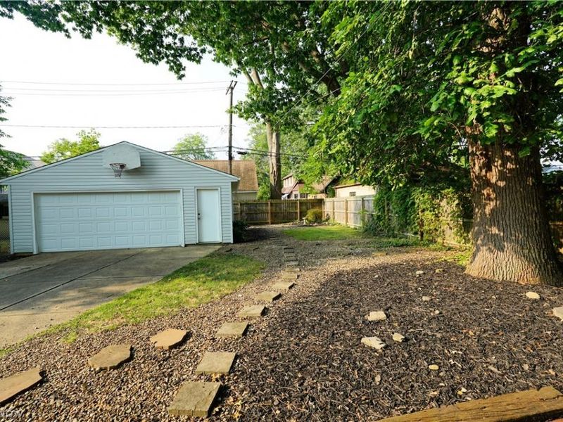 354 Cornell Avenue, Elyria, OH 44035 Photo 33