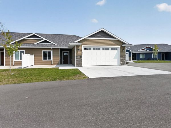 676 Voyager Drive, Alexandria, MN 56308
