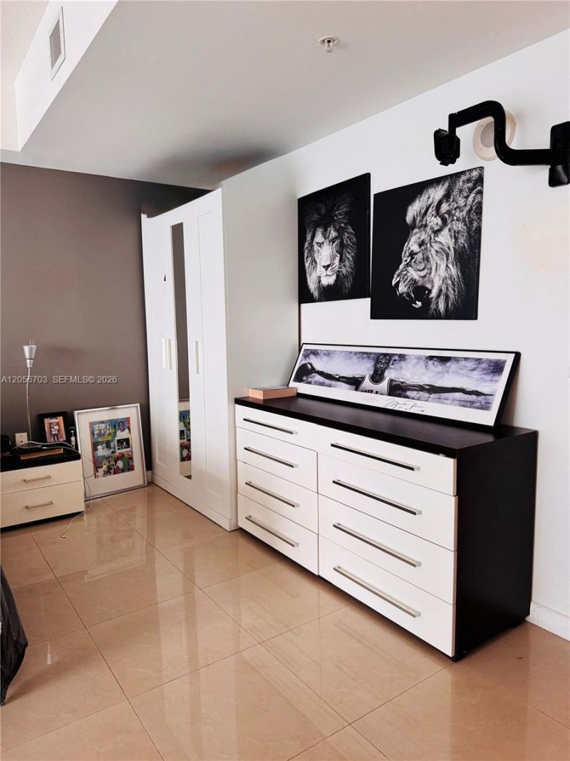 41 SE 5th , Unit 2204, Miami, FL 33131 Photo