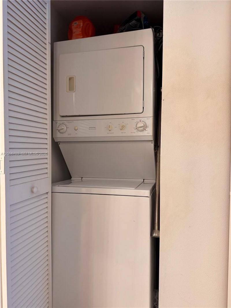 41 SE 5th , Unit 2204, Miami, FL 33131 Photo