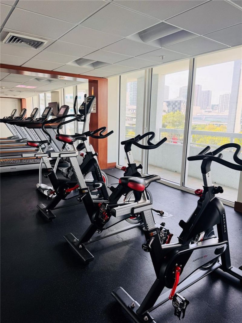 41 SE 5th , Unit 2204, Miami, FL 33131 Photo