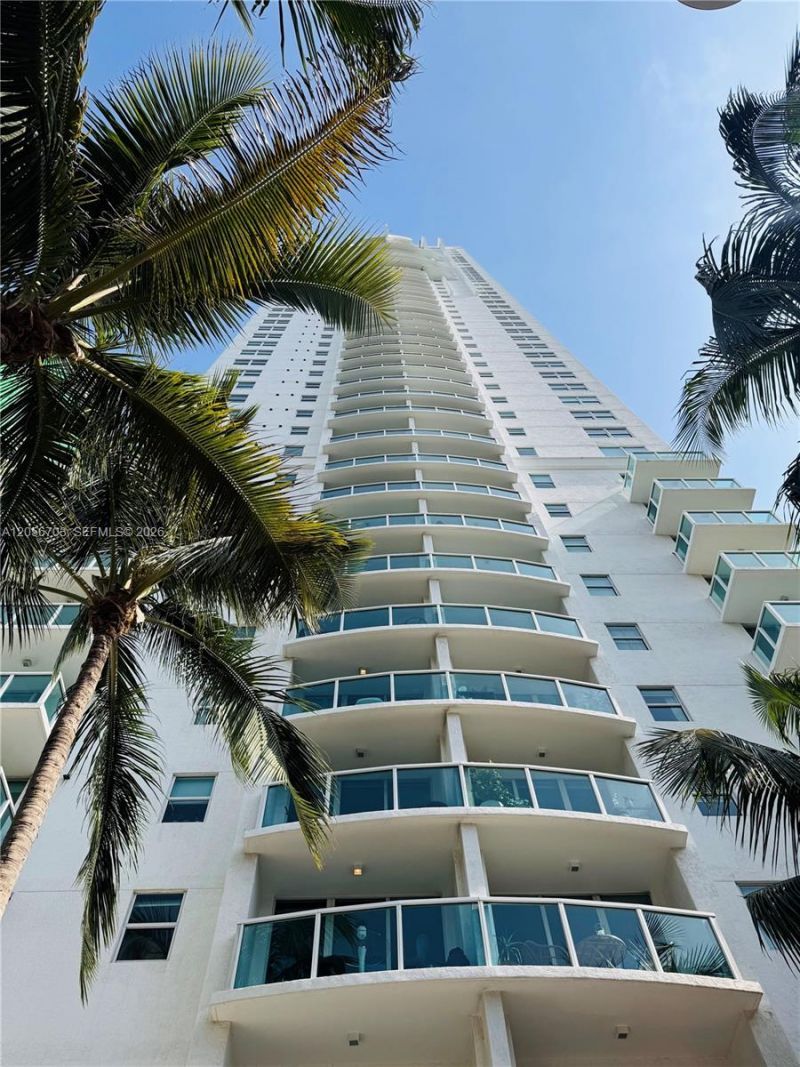 41 SE 5th , Unit 2204, Miami, FL 33131 Photo