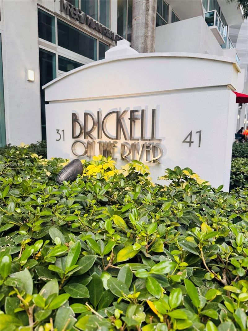 41 SE 5th , Unit 2204, Miami, FL 33131 Photo