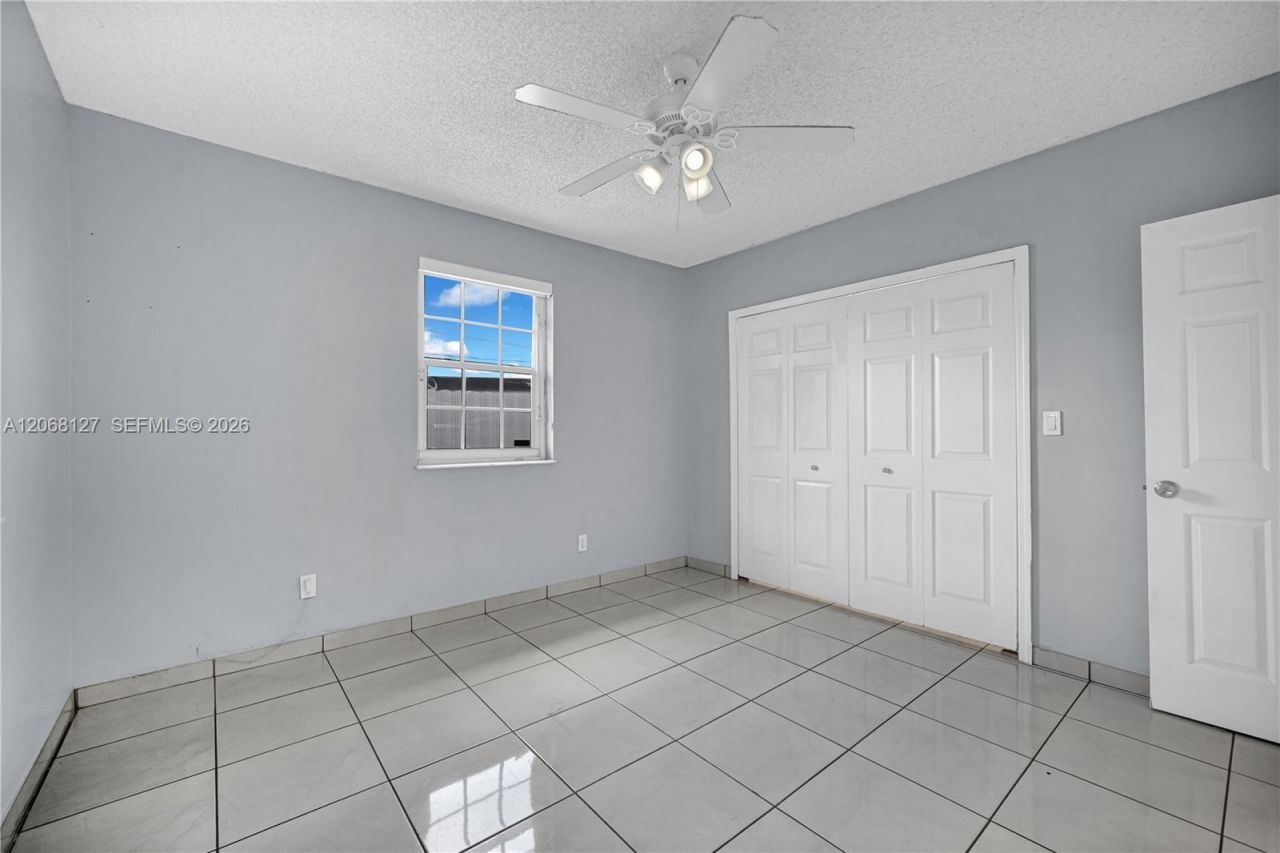 451 E 37st , Hialeah, FL 33013 Photo