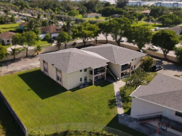 11505 NW 22nd Ave, Unit 102, Miami, FL 33167