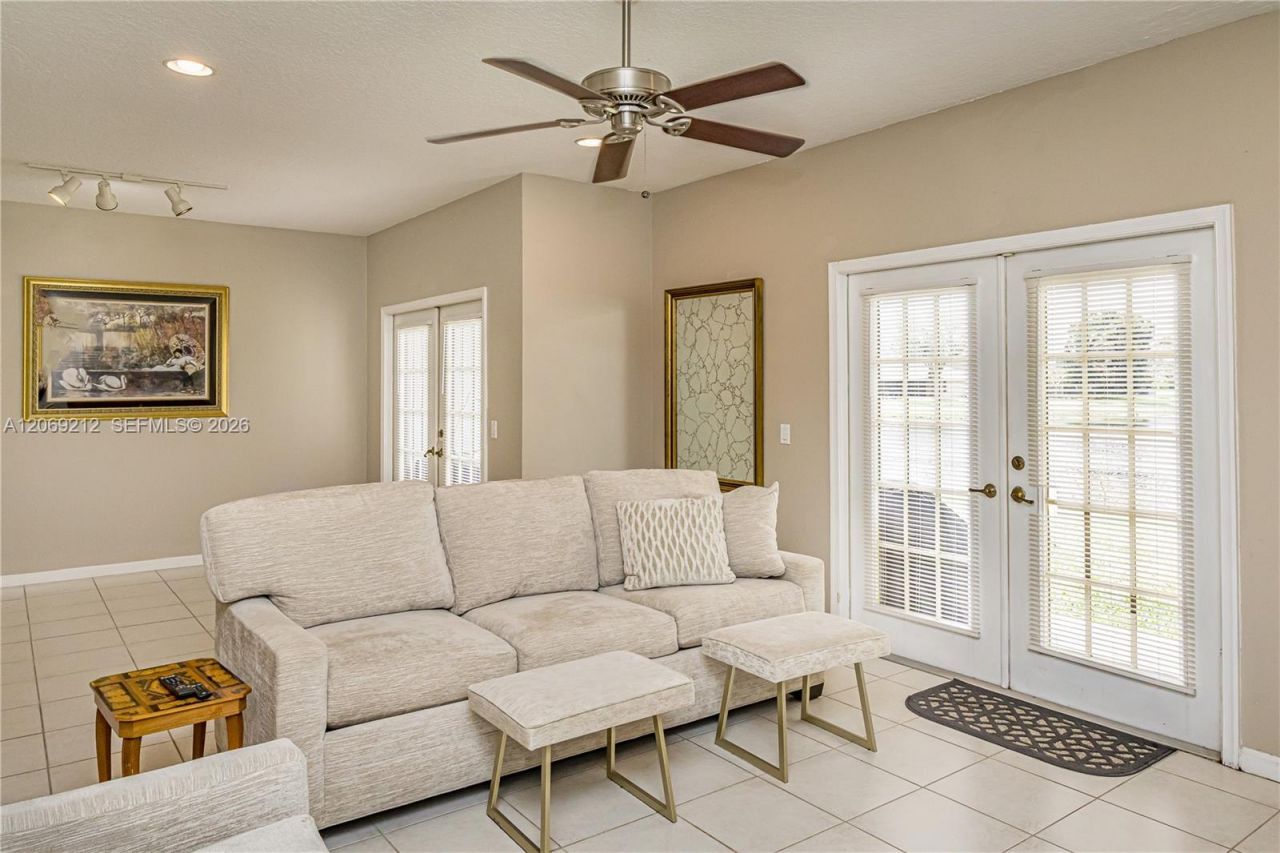 1647 Hawthorne Pl, Wellington, FL 33414 Photo