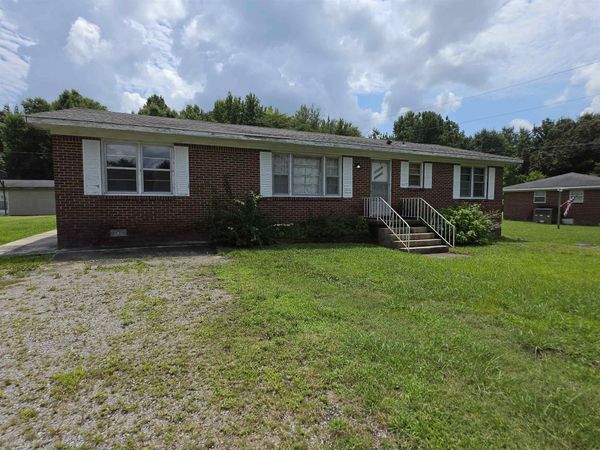 370 Hwy 81, Phil Campbell, AL 35581
