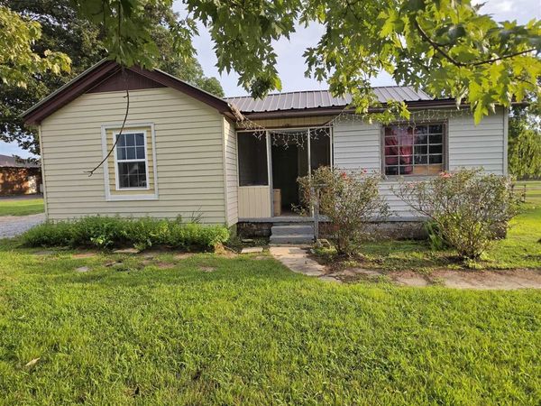1620 Lynwood Ave N, Russellville, AL 35654