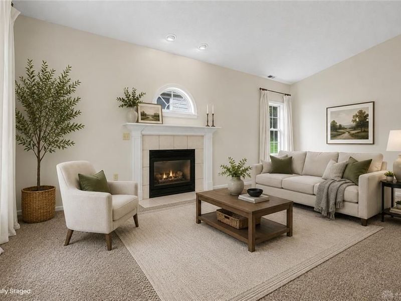 4911 Sir Gregory Way, Middletown, OH 45044 Photo 2