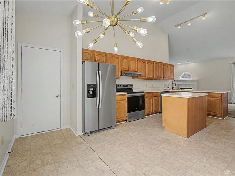 4911 Sir Gregory Way, Middletown, OH 45044 Photo 8