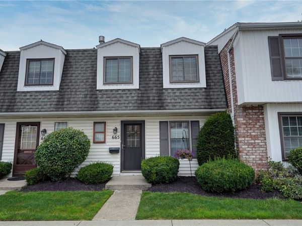 665 French Road , Rochester, NY 14618
