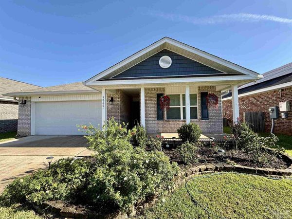 6420 Churchill Cir, Milton, FL 32583
