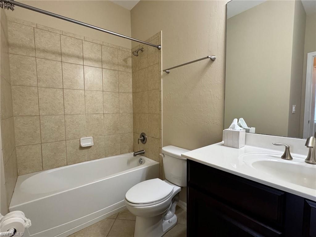 8560 Evernia Ct, Unit 201, Estero, FL 34135 Photo
