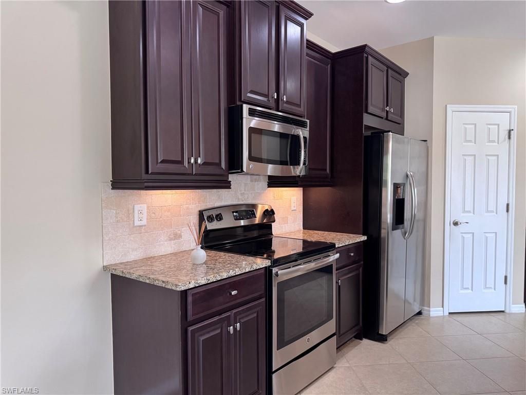 8560 Evernia Ct, Unit 201, Estero, FL 34135 Photo