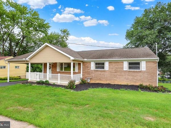 19 E GLENWOOD DRIVE, CAMP HILL, PA 17011