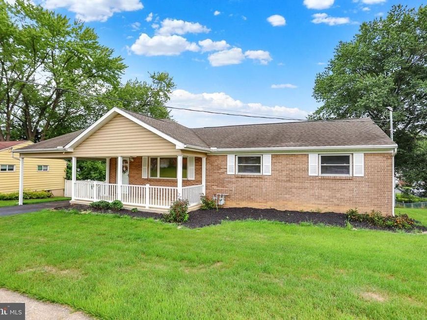 19 E Glenwood Drive, Camp Hill, PA 17011 Main Photo