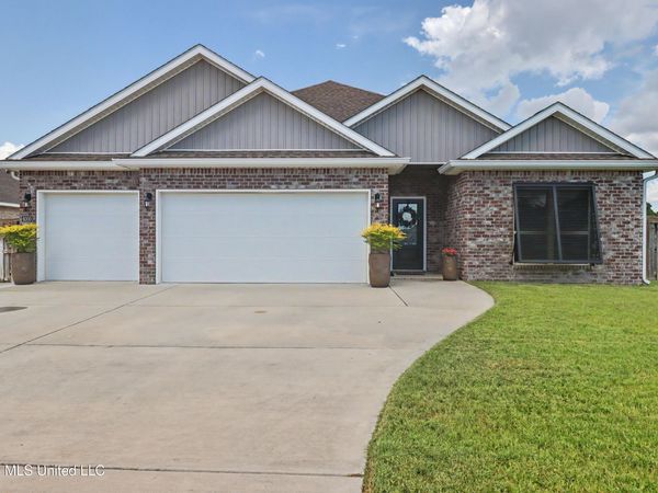 6000 Seagull Drive, Long Beach, MS 39560