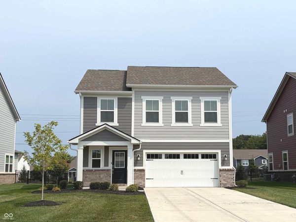 6584 Willow Way, McCordsville, IN 46055