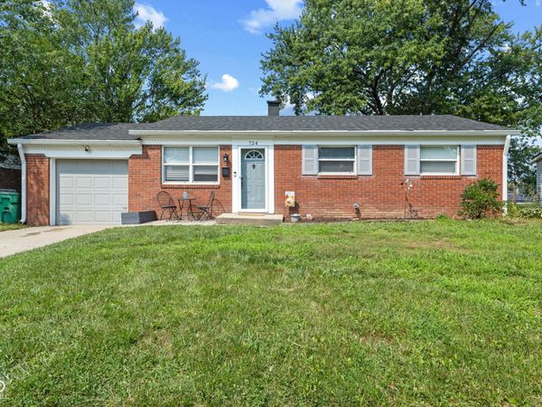 724 Maple Lane , Brownsburg, IN 46112