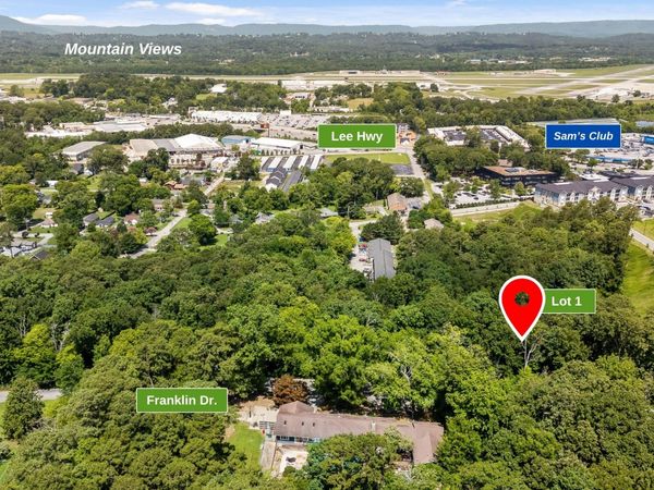 1 Franklin Drive, Chattanooga, TN 37421