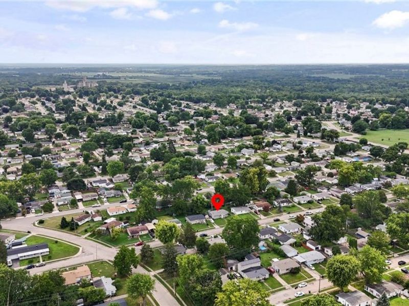 306 Rawson Drive, New Carlisle, OH 45344 Photo 6