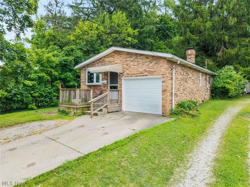 275 1st Street, Wadsworth, OH 44281 Photo 2