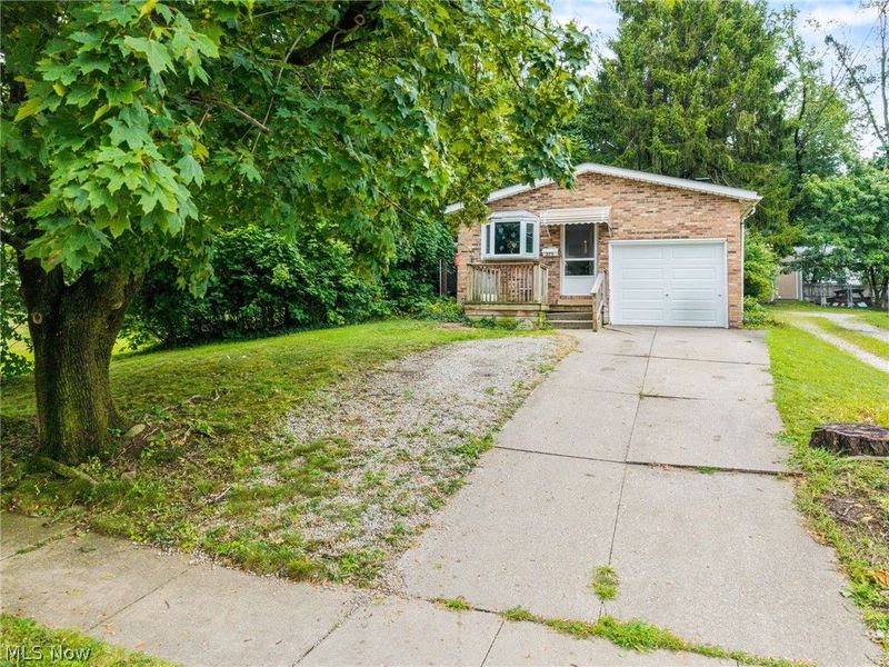 275 1st Street, Wadsworth, OH 44281 Photo 3