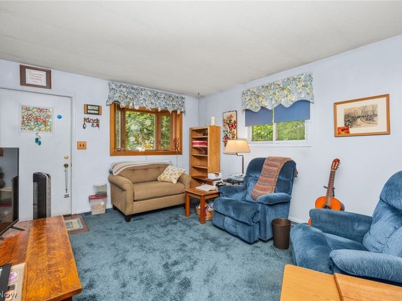 275 1st Street, Wadsworth, OH 44281 Photo 5