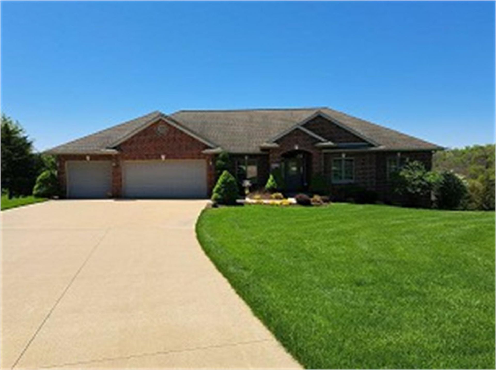 14136 Cypress Point, Asbury, IA 52002 Main Photo