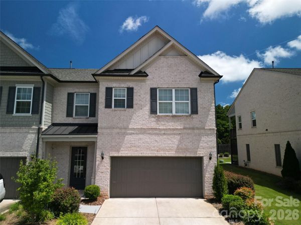 138 Heathbrook Lane, Waxhaw, NC 28173
