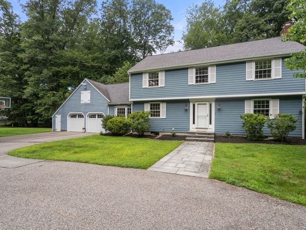 44 Ivy Lane, Sherborn, MA 01770