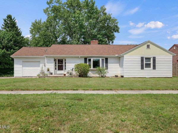 246 E Eagle Street , Findlay, OH 45840