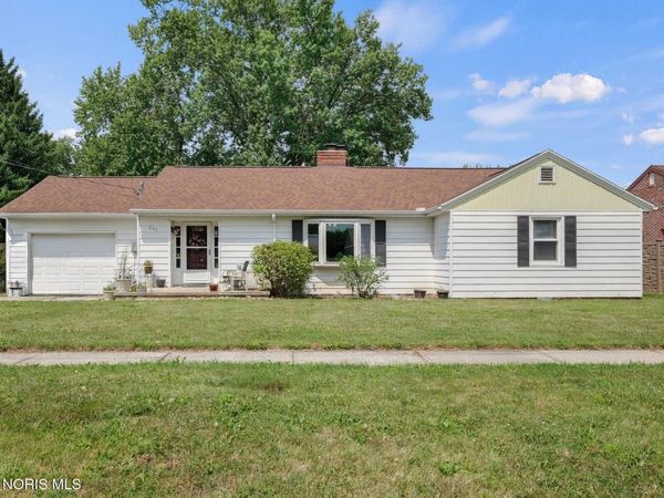 246 E Eagle Street, Findlay, OH 45840