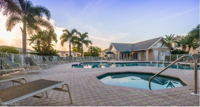 853 Tanbark Dr, Unit 202, Naples, FL 34108 Photo