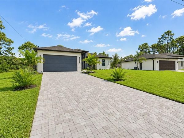 720 Bennington DR , LEHIGH ACRES, FL 33974