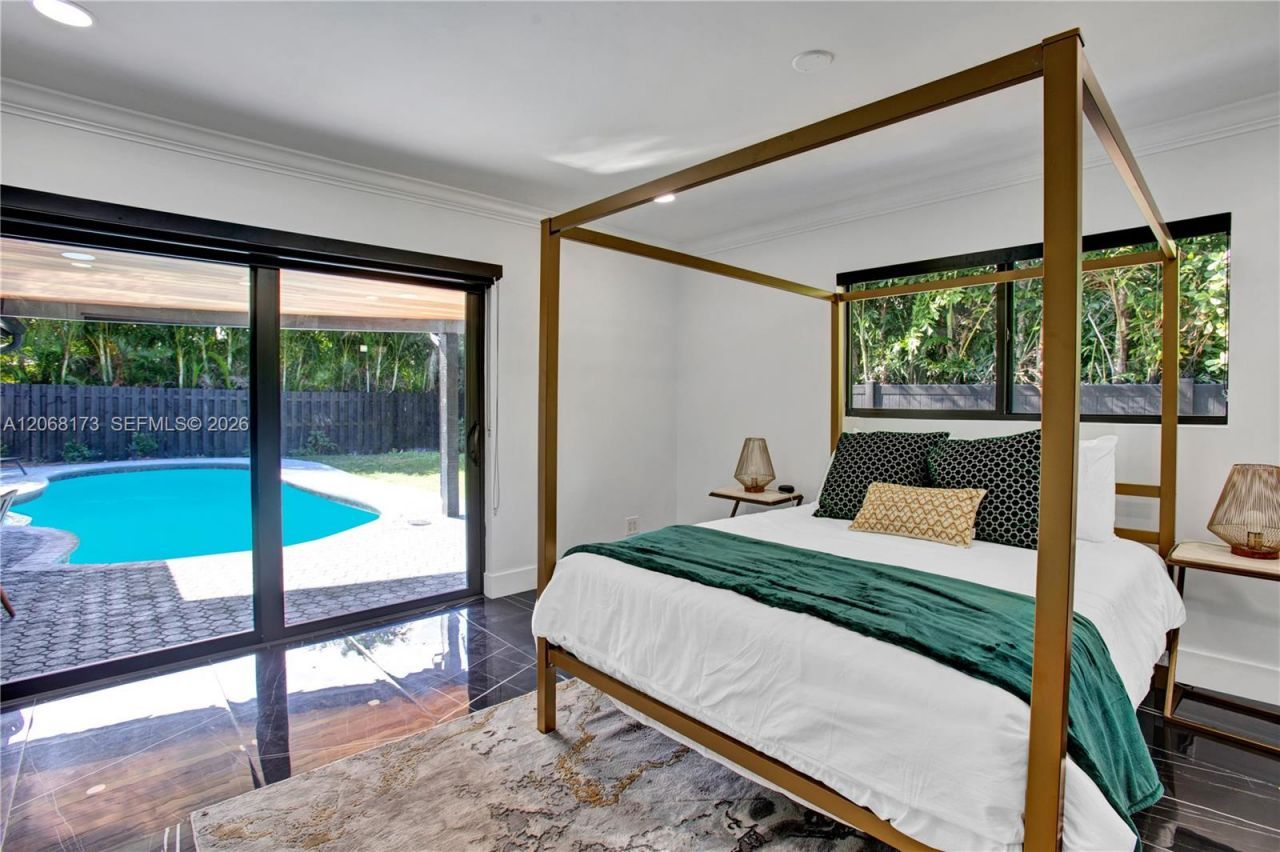 2457 NE 27th Ter, Fort Lauderdale, FL 33305 Photo