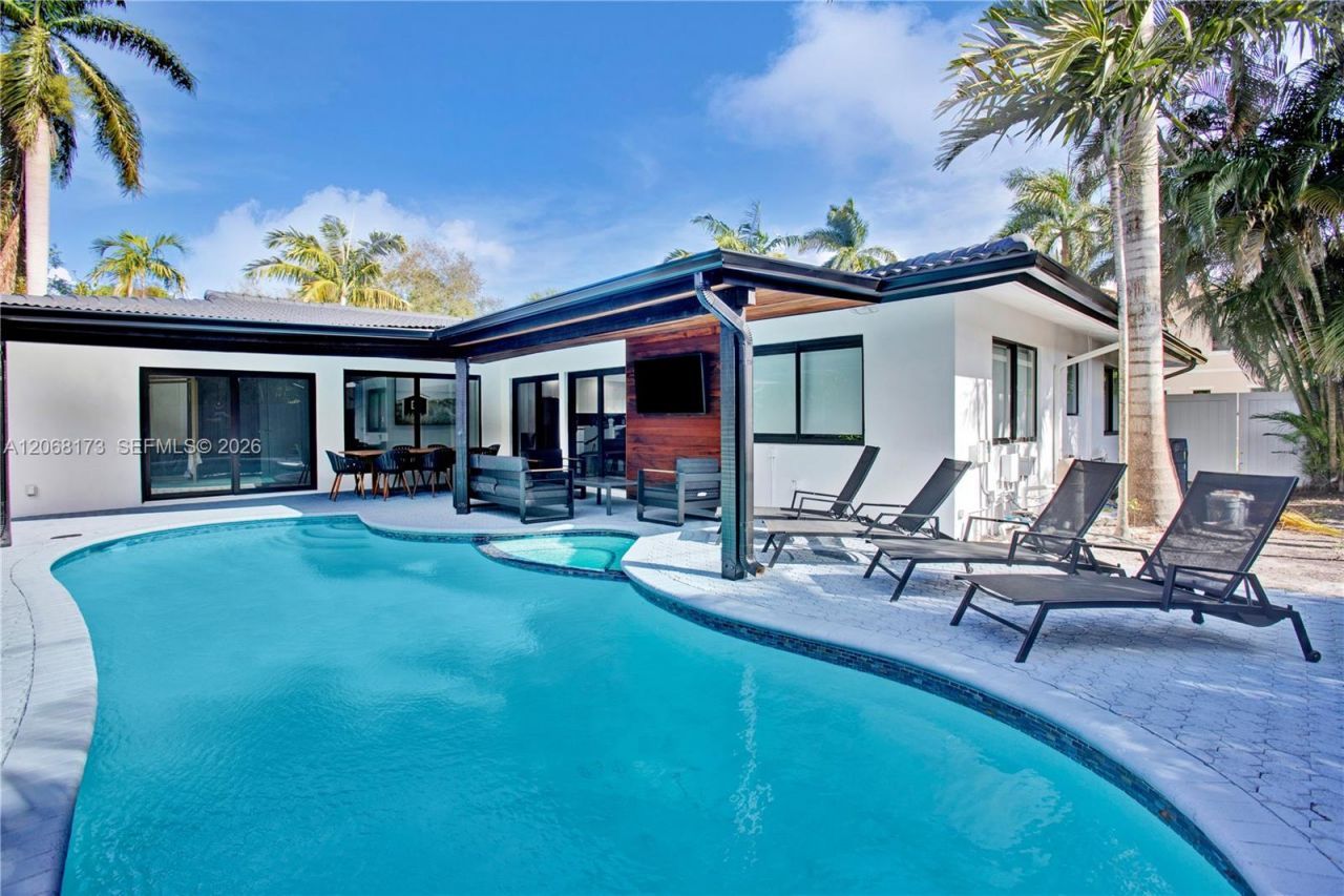 2457 NE 27th Ter, Fort Lauderdale, FL 33305 Photo