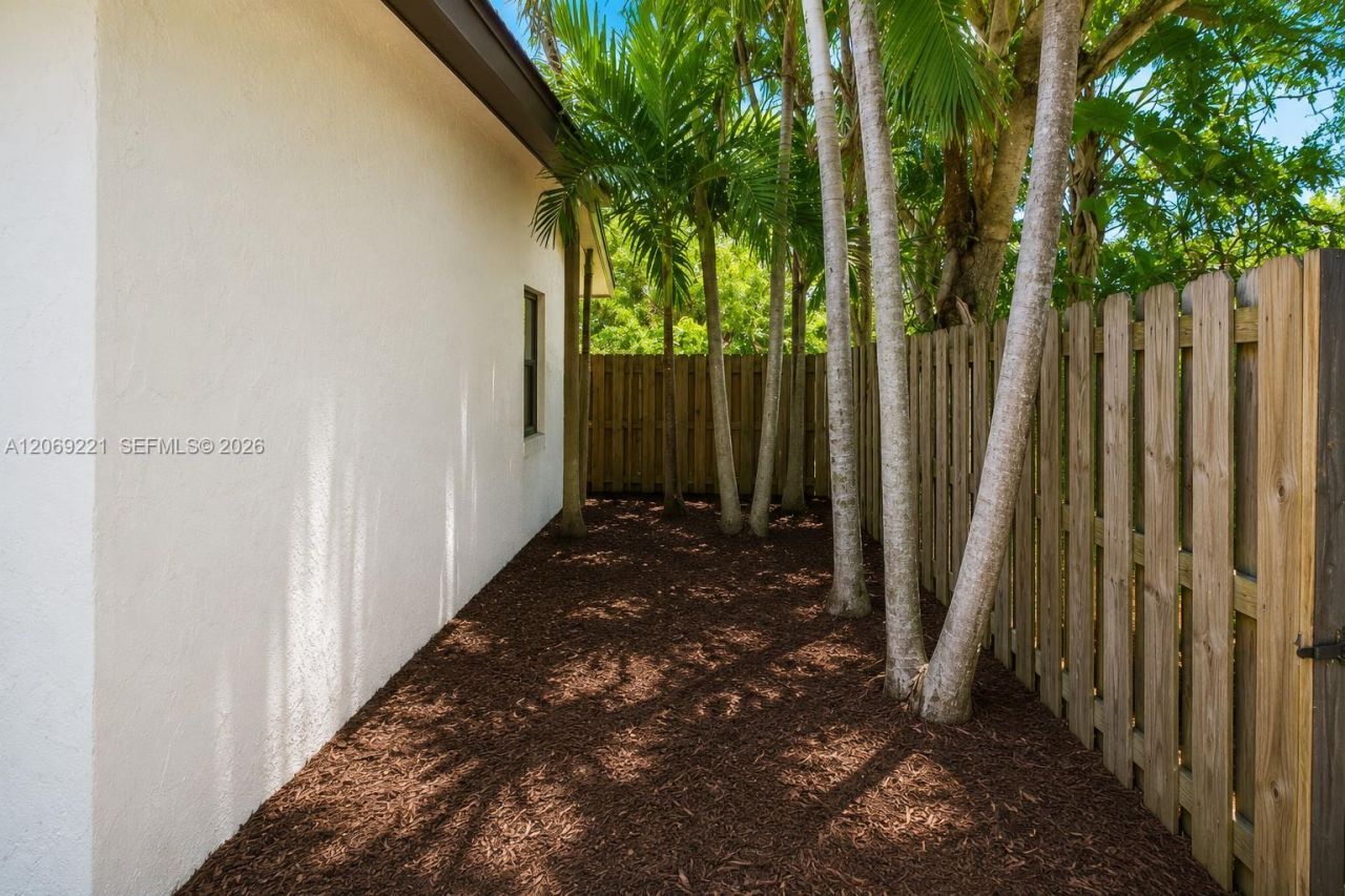 13508 SW 108th St Cir N , Miami, FL 33186 Photo